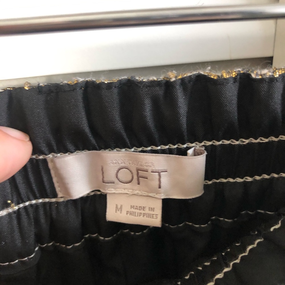 **CLOSING BUY ONE GET ONE** LOFT Brocade Black & Gold Mini Skirt Elastic Waist - Picture 6 of 6